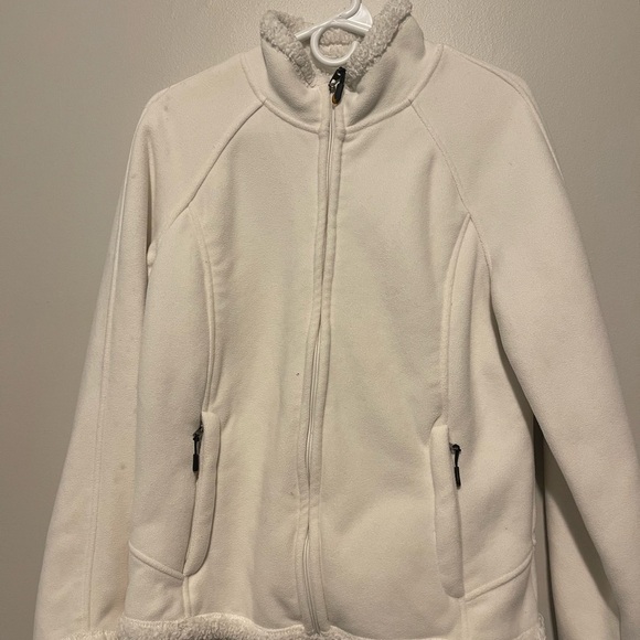 GreenTea Cream Teddy Jacket - Picture 2 of 5